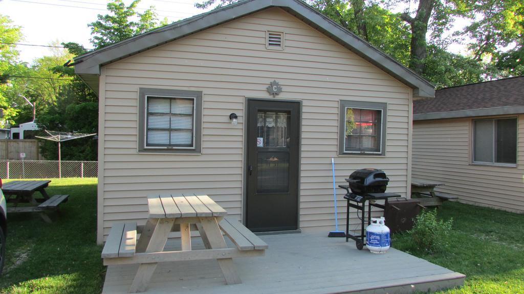 The Maples Cottages In Port Elgin Ruang foto